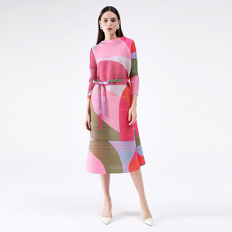 P0095# Plus Size Dresses Autumn Women's Dress Loose Printed Pleats Mid Waist Lace Up A-line Skirt Commuting Style